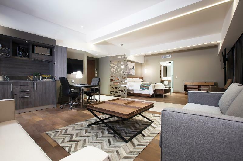 Krystal Grand Suites Insurgentes メキシコシティ エクステリア 写真 A suite at the hotel